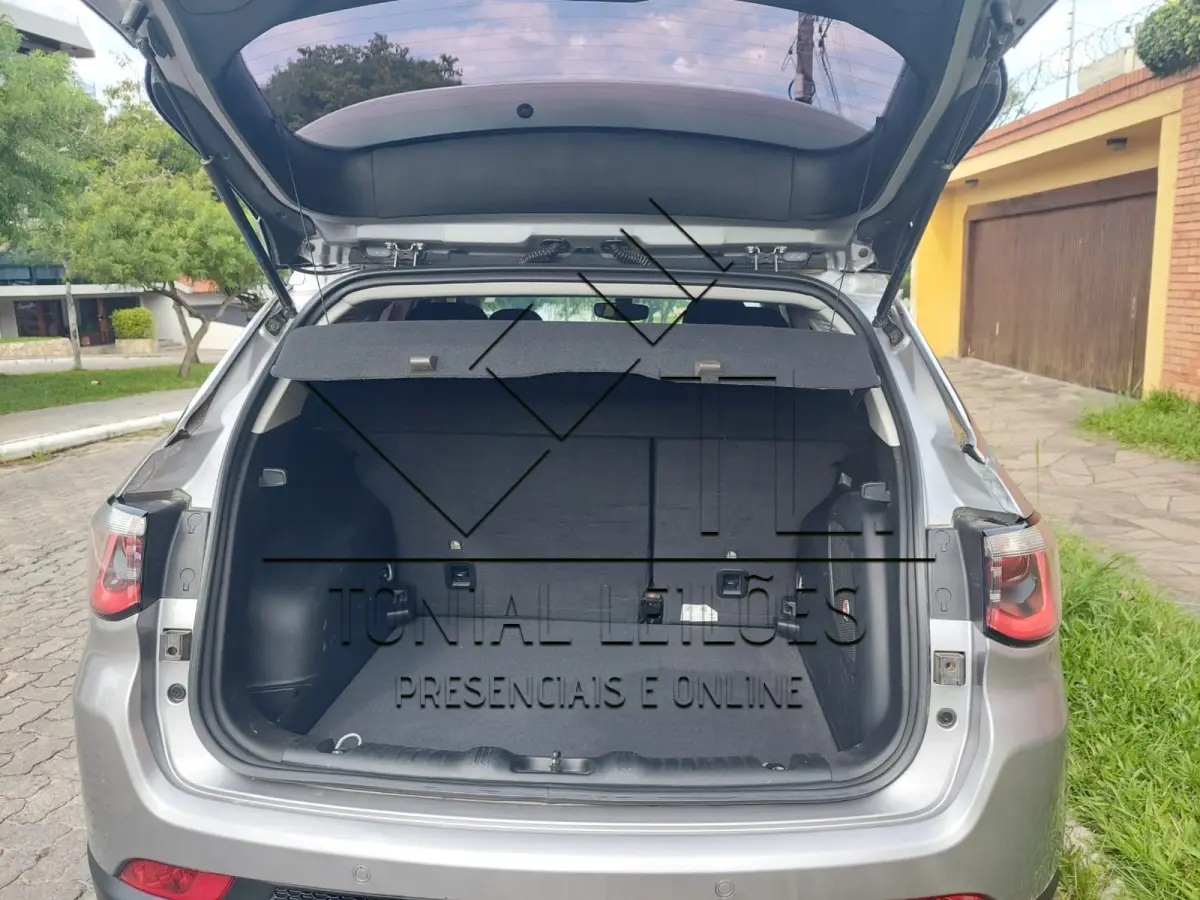 LOTE 003 - JEEP COMPASS LONGITUDE F