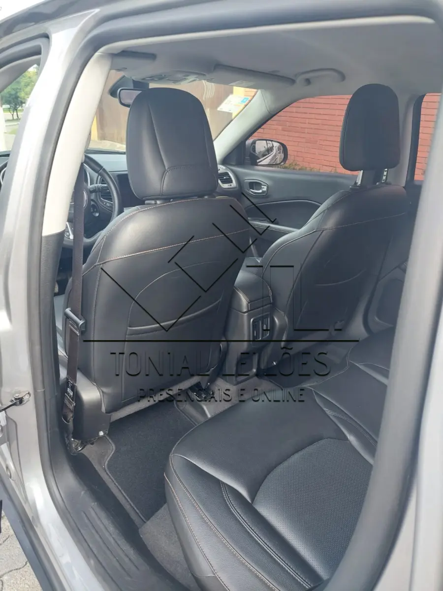 LOTE 003 - JEEP COMPASS LONGITUDE F