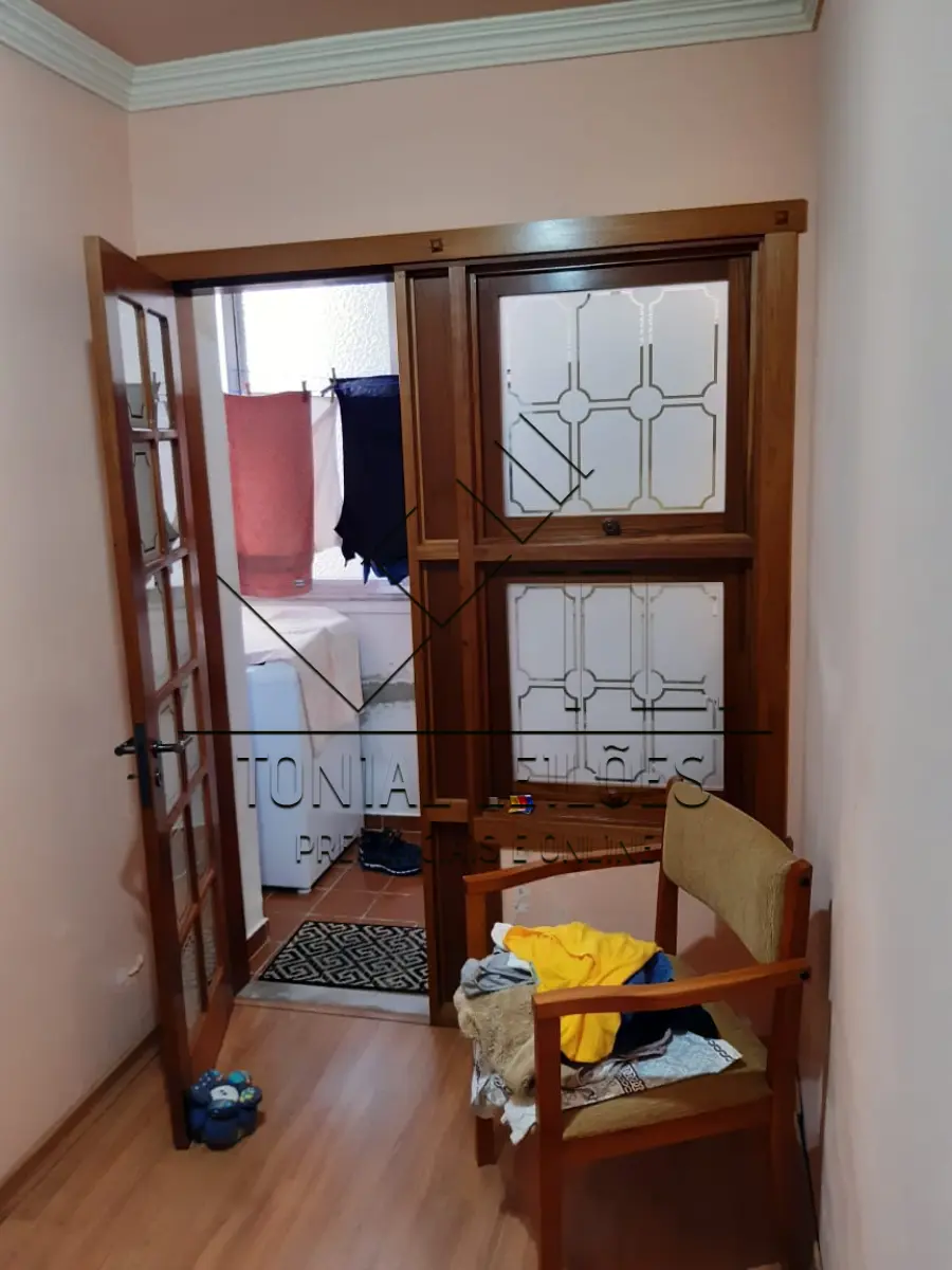 LOTE 000 - Direitos e Ações sobre apto 403, Dom Pedro II, 912.