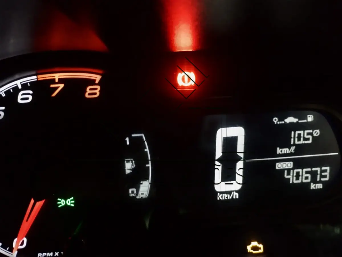 LOTE 003 - CHEVROLET/ONIX 1.0MT LT