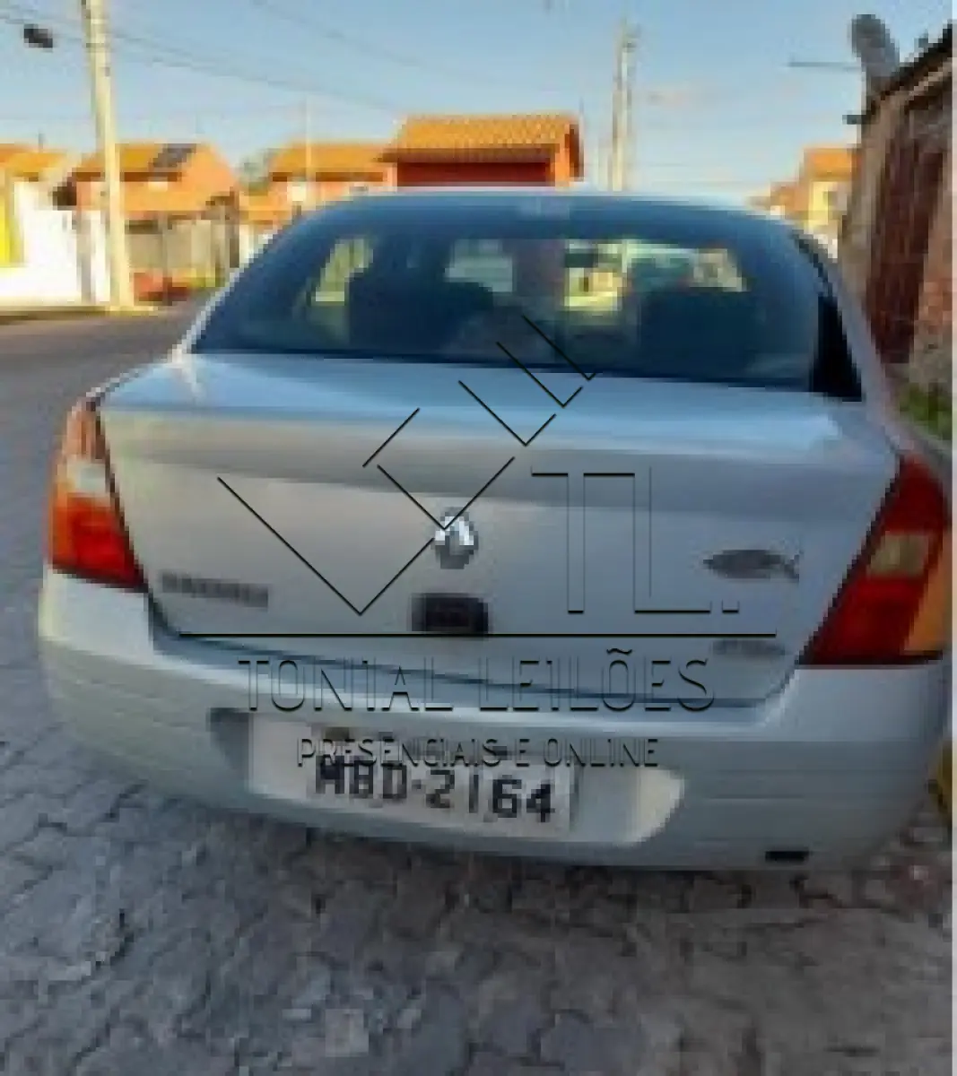 LOTE 008 - RENAULT CLIO RN 1.0 16V