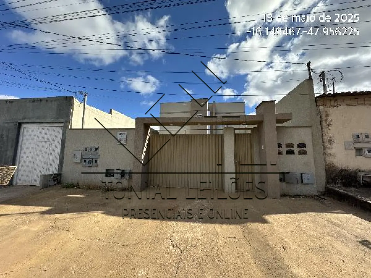 LOTE 054