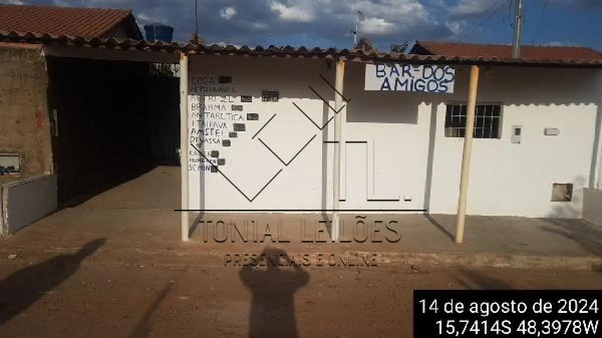 LOTE 049
