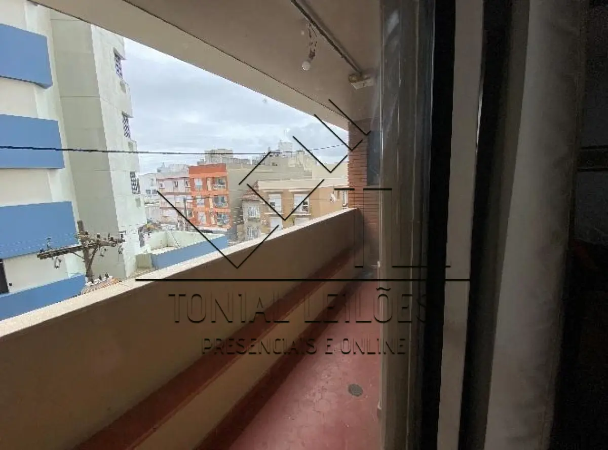 LOTE 000 - APARTAMENTO 22, ED. URUGUAIANA, RUA SENADOR MENDONÇA Nº 35 - PELOTAS - RS