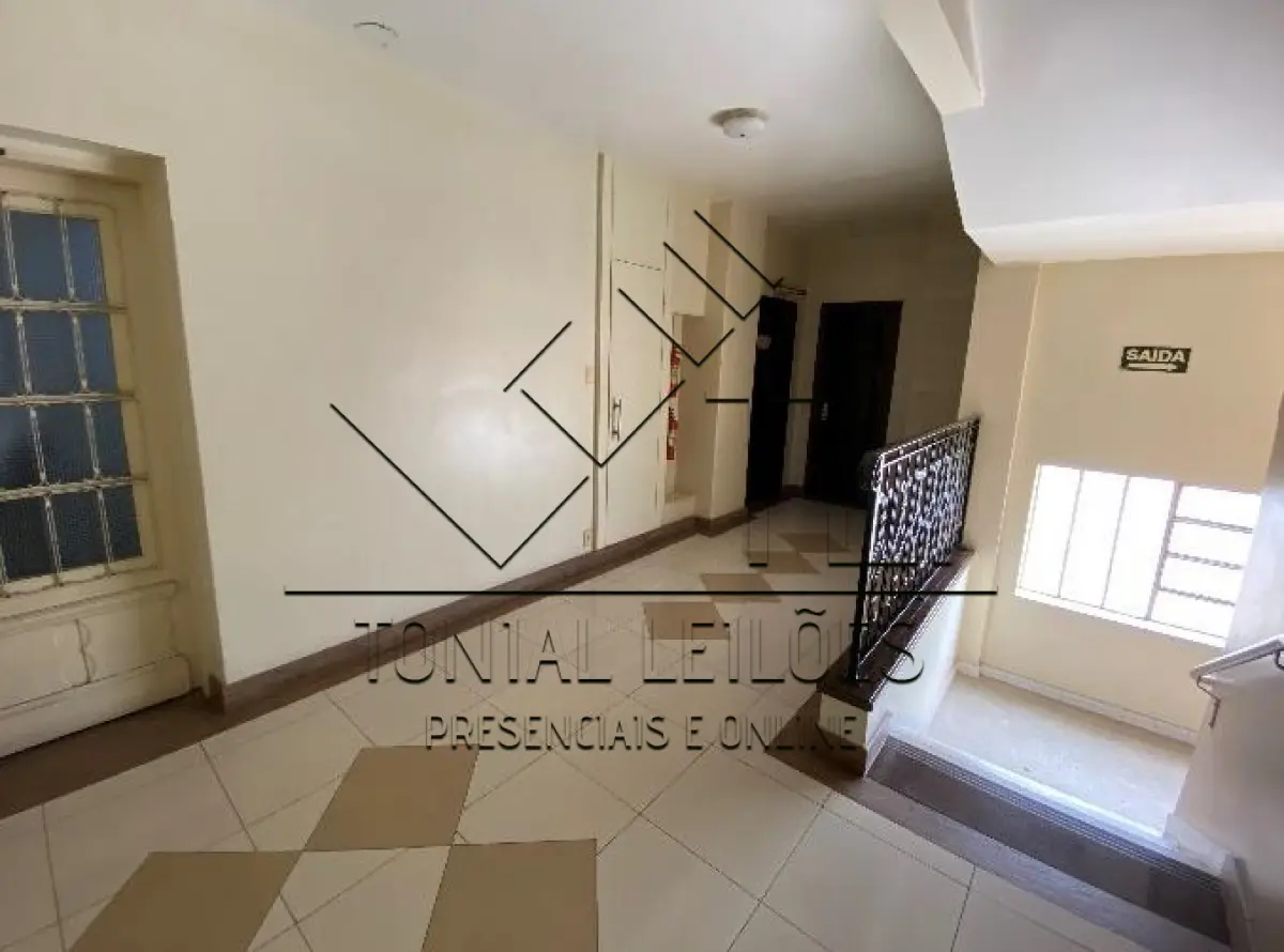 LOTE 000 - APARTAMENTO 22, ED. URUGUAIANA, RUA SENADOR MENDONÇA Nº 35 - PELOTAS - RS