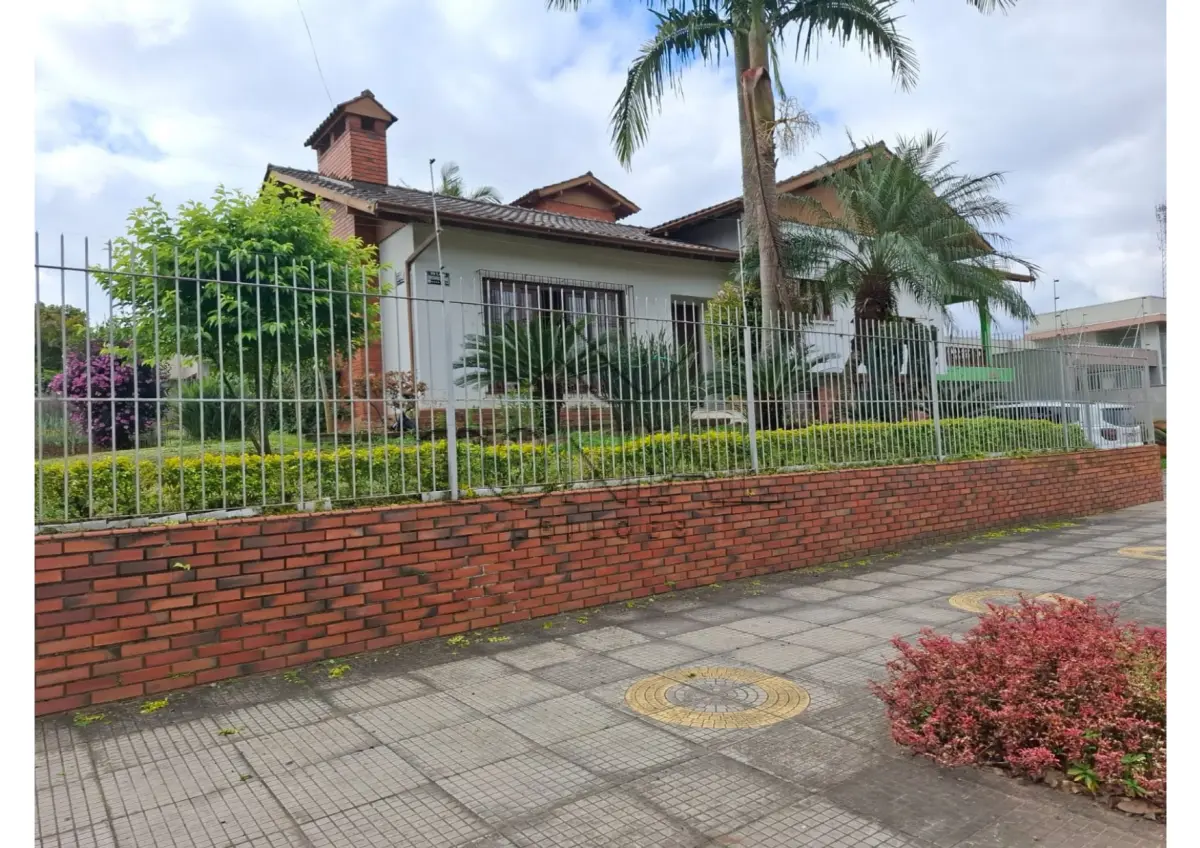 LOTE 000 - CASA -  RUA CRISTÓVÃO COLOMBO Nº 535 - PORTÃO - RS