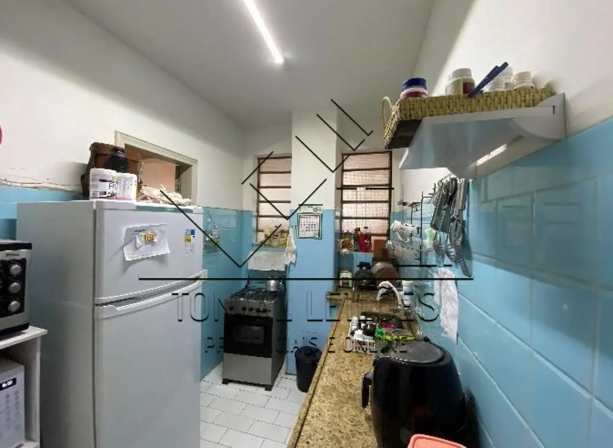 LOTE 000 - APARTAMENTO 22, ED. URUGUAIANA, RUA SENADOR MENDONÇA Nº 35 - PELOTAS - RS
