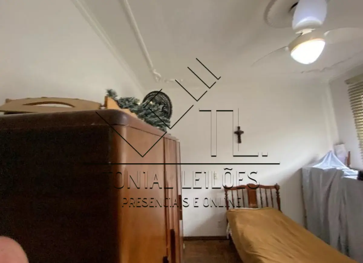 LOTE 000 - APARTAMENTO 22, ED. URUGUAIANA, RUA SENADOR MENDONÇA Nº 35 - PELOTAS - RS