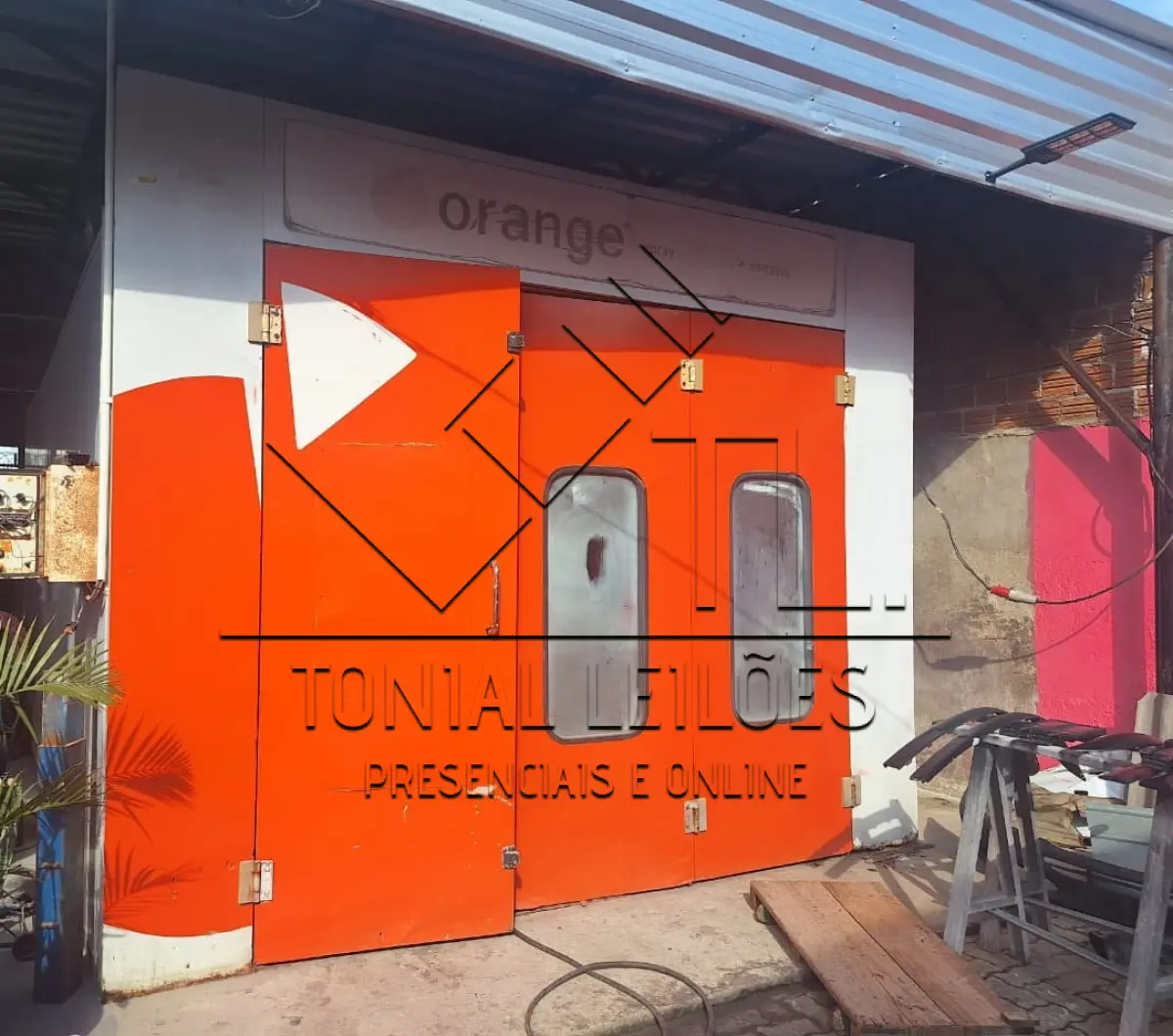 Cabine de pintura  automotiva fechada
