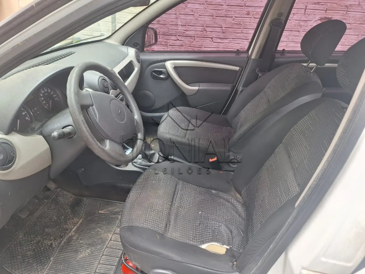 LOTE 000 - RENAULT/SANDERO EXP1016V