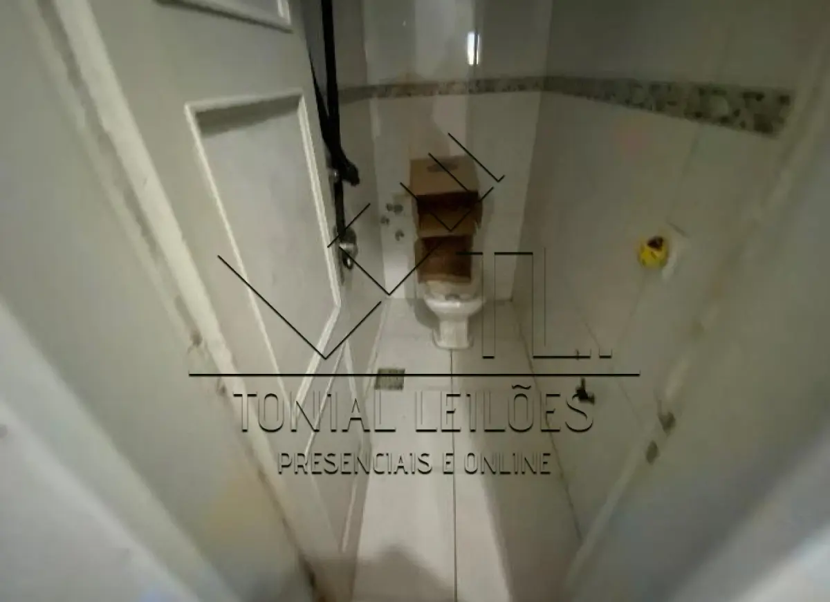 LOTE 000 - APARTAMENTO 22, ED. URUGUAIANA, RUA SENADOR MENDONÇA Nº 35 - PELOTAS - RS