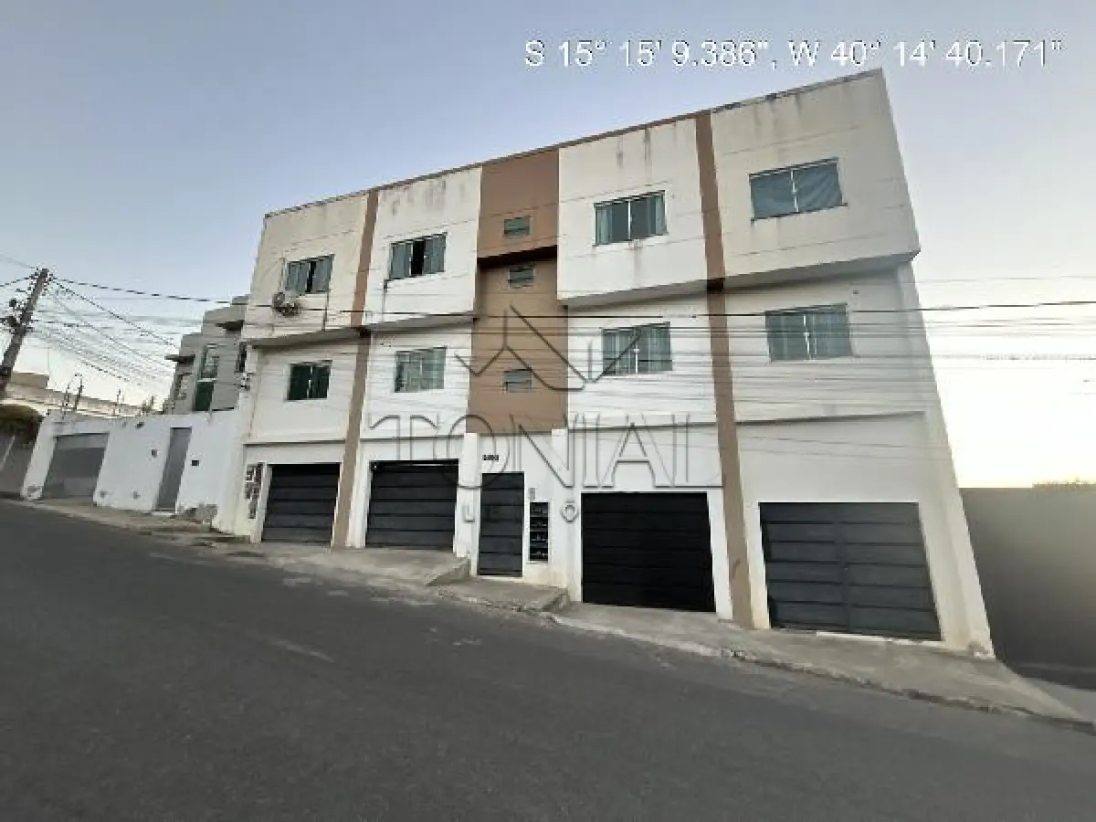 LOTE 030 - Apartamento - ITAPETINGA / BA