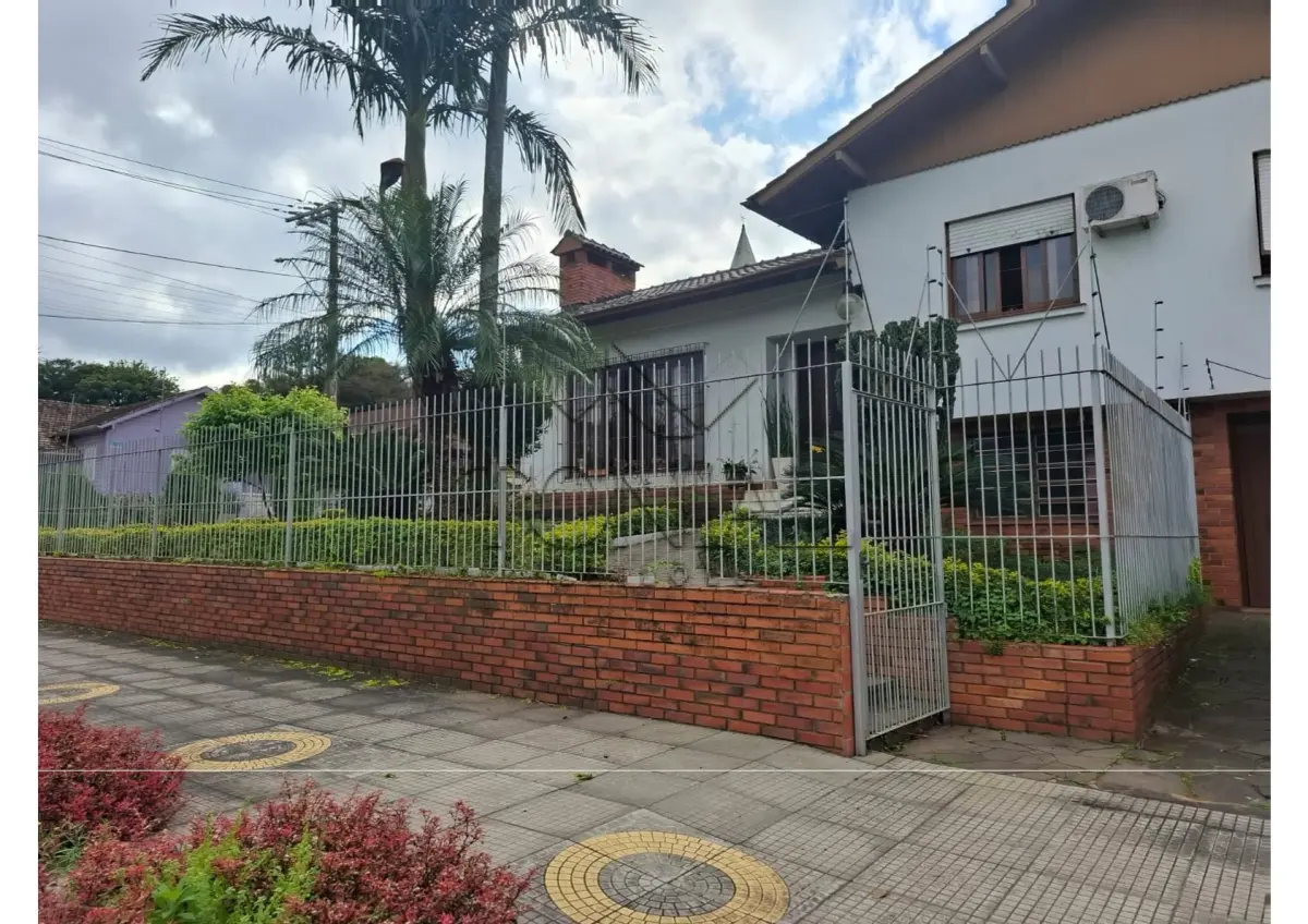 LOTE 000 - CASA -  RUA CRISTÓVÃO COLOMBO Nº 535 - PORTÃO - RS