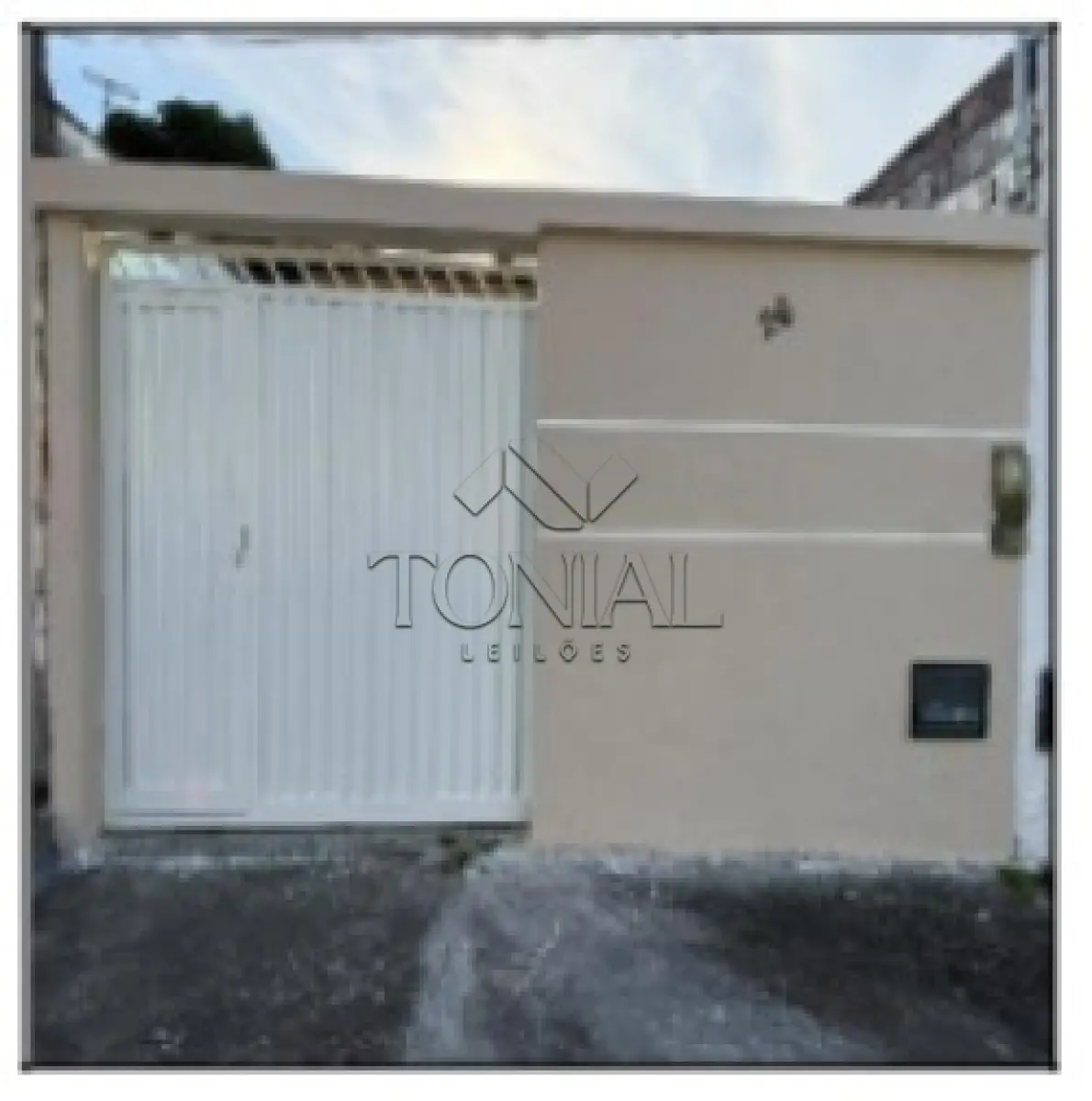 LOTE 032 - Casa - ITAPETINGA / BA