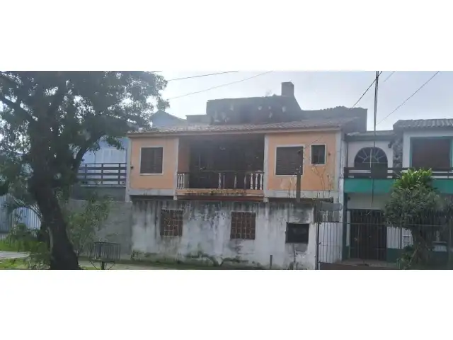 CASA - AV. SÃO FRANCISCO DE PAULA Nº 3.160 - PELOTAS - RS