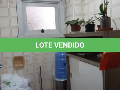LOTE 000 - Direitos e Ações sobre apto 403, Dom Pedro II, 912.