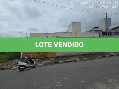 LOTE 090 - CASA - CAMPO BELO / MG