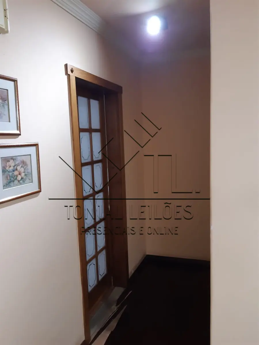 LOTE 000 - Direitos e Ações sobre apto 403, Dom Pedro II, 912.