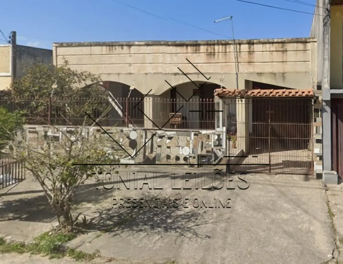 LOTE 000 - Casa - Rua Caetano Gotuzzo nº 907, Pelotas – RS.
