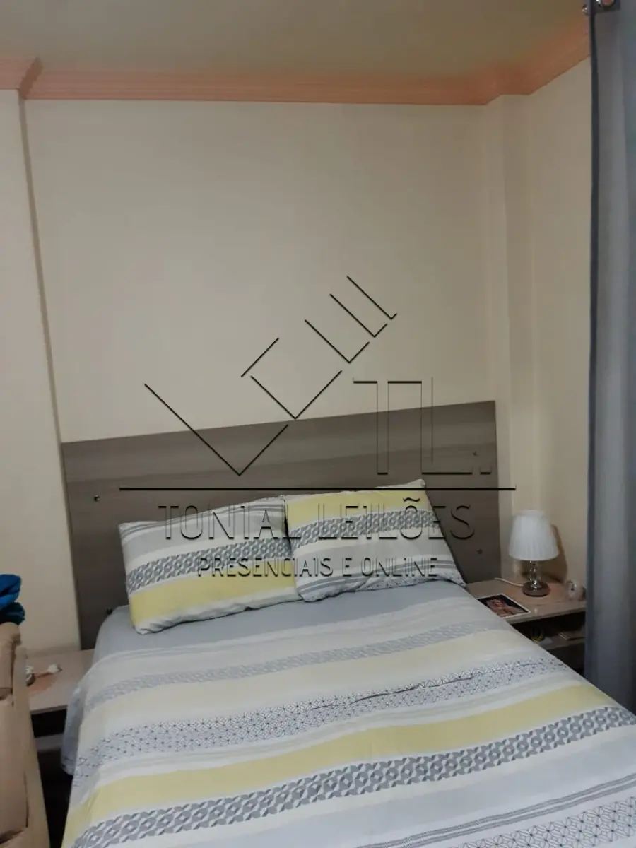 LOTE 000 - Direitos e Ações sobre apto 403, Dom Pedro II, 912.