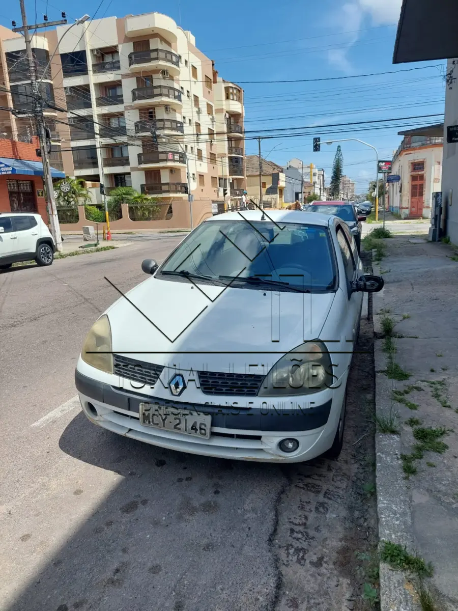 LOTE 001 - RENAULT CLIO