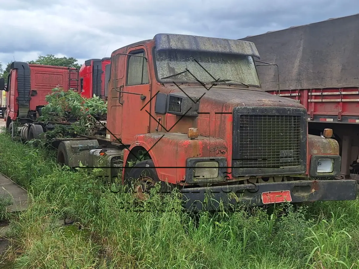 LOTE 000 - CAMINHÃO VOLVO/ N10 TURBO II
