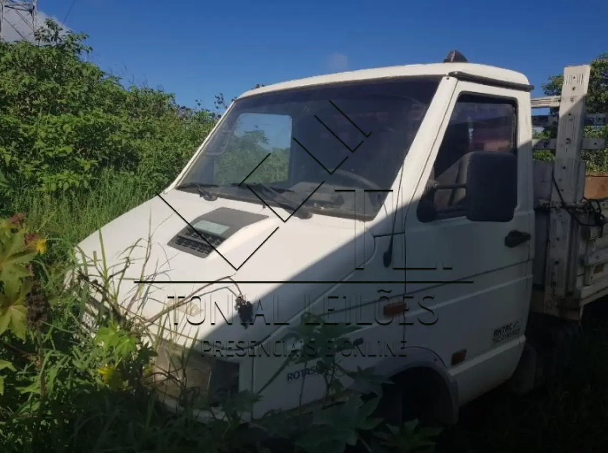 LOTE 002 - CAMINHÃO IVECOFIAT/DAILY4912