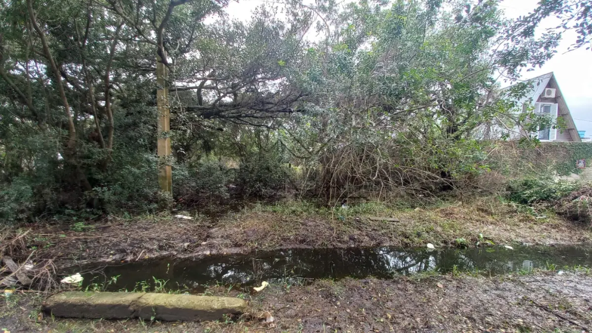 LOTE 000 - TERRENO - PONTAL DA BARRA - LOTE 09, QUADRA 10 - LARANJAL - PELOTAS