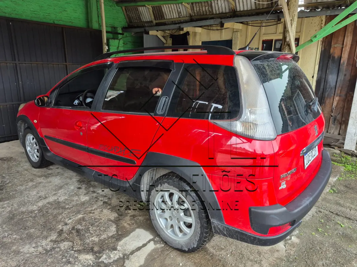 LOTE 000 - PEUGEOT 207 ESCAPADE