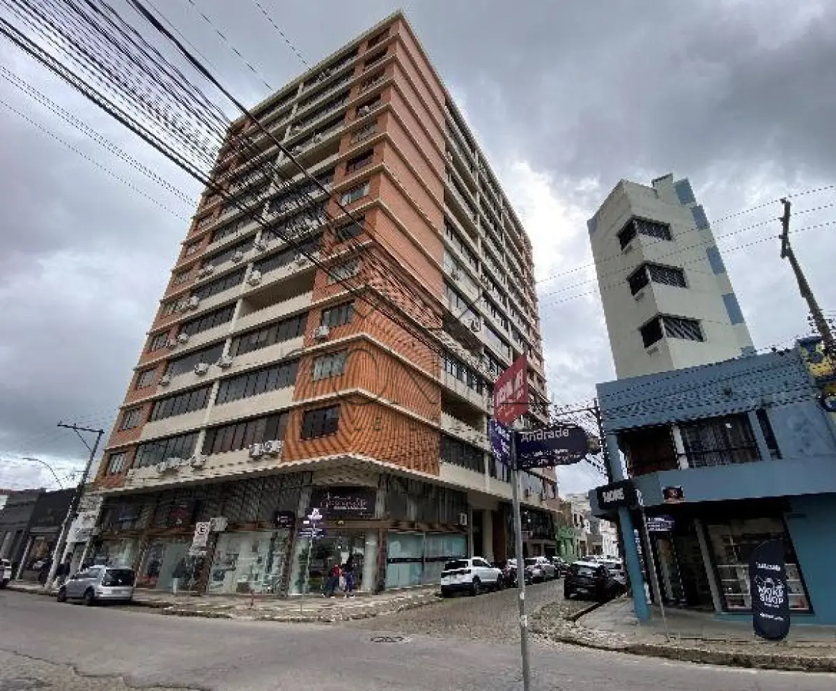 LOTE 000 - APARTAMENTO 22, ED. URUGUAIANA, RUA SENADOR MENDONÇA Nº 35 - PELOTAS - RS
