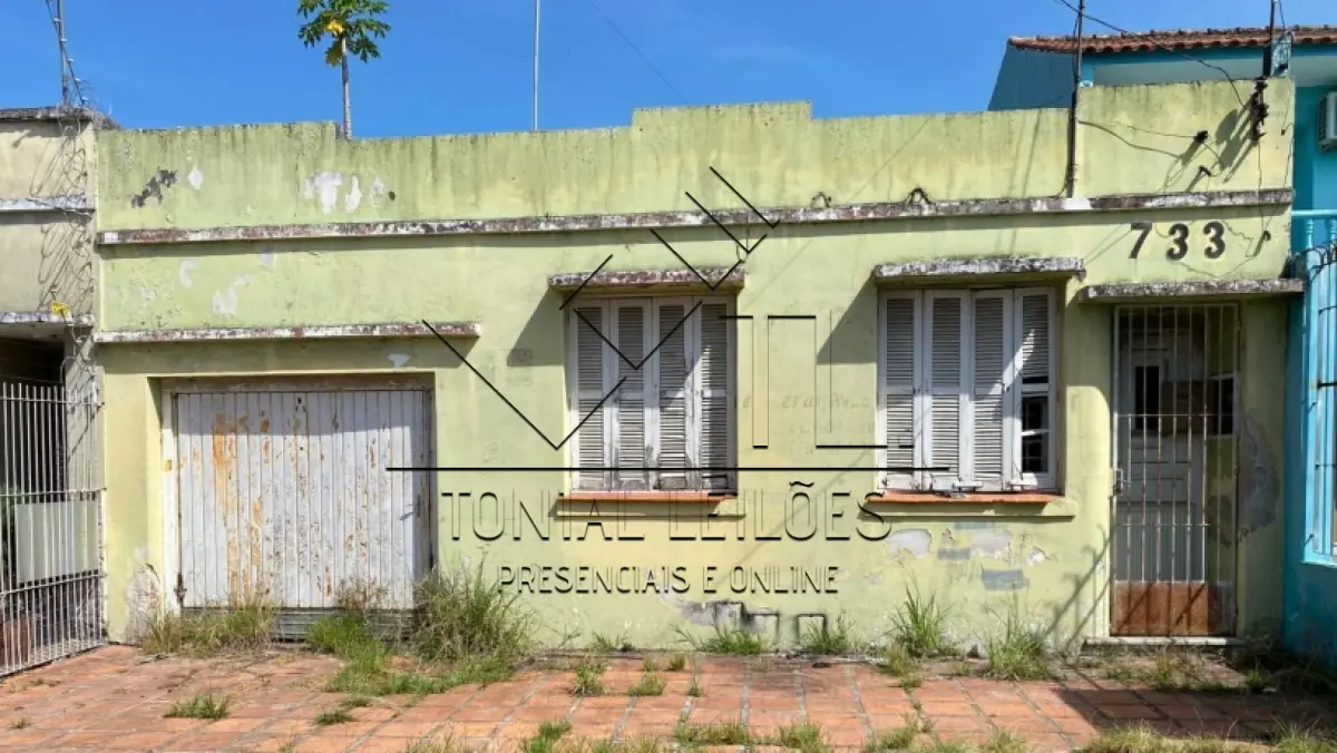 LOTE 000 - CASA - RUA RAFAEL PINTO BANDEIRA Nº 733