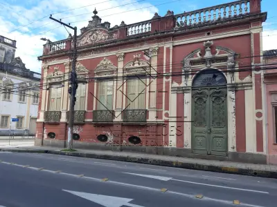 LOTE 000 - CASARÃO - RUA FÉLIX DA CUNHA 570 - PELOTAS - RS