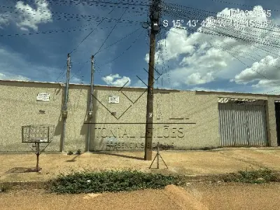 LOTE 050 - CASA - AGUAS LINDAS DE GOIAS / GO