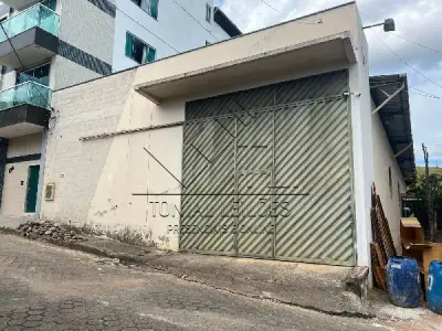 LOTE 138 - GALPÃO - TOCANTINS / MG