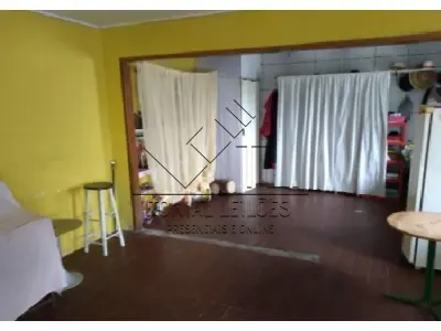 LOTE 000 - CASA - RUA LAGOA VERMELHA 530 - LARANJAL - PELOTAS - RS