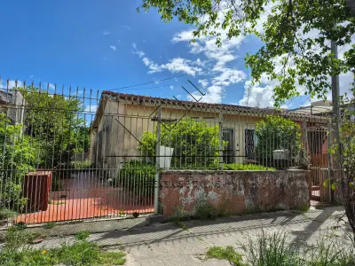 LOTE 000 - CASA - RUA VISCONDE DE OURO PRETO Nº 431 - PELOTAS - RS