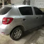 LOTE 001 - RENAULT/SANDERO AUTH 10