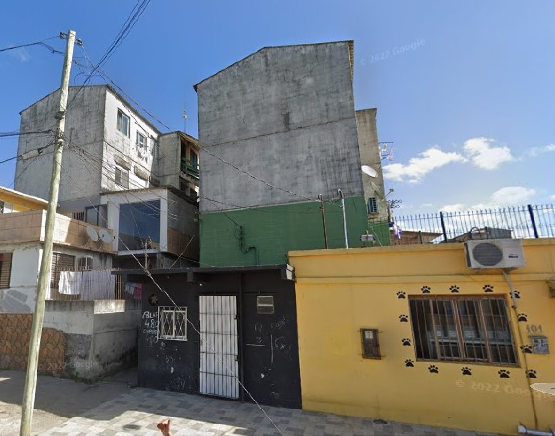 APARTAMENTO CONJUNTO RESIDENCIAL GUABIROBA - PELOTAS - RS