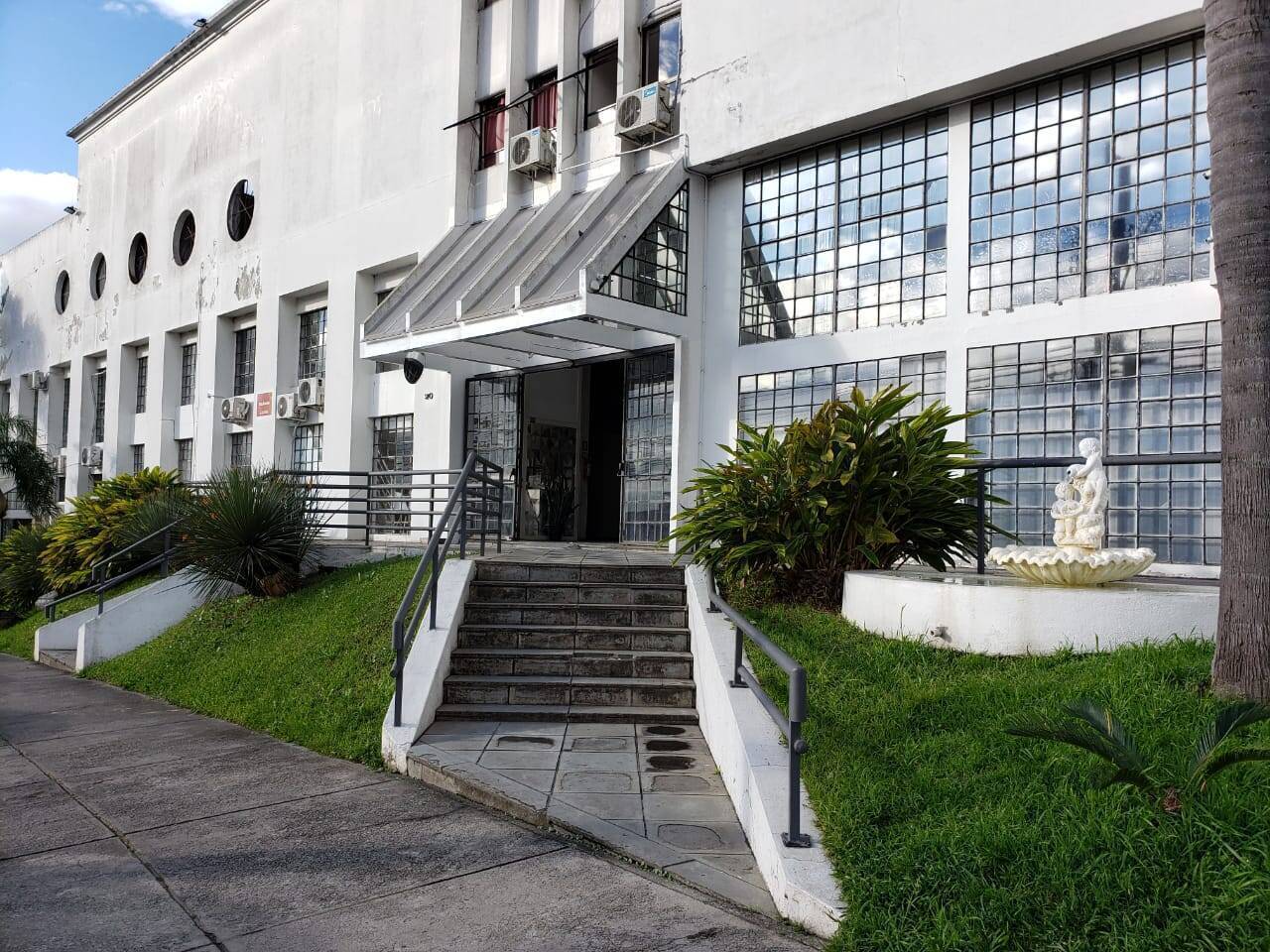 SALAS E GARAGENS - CENTRO COMERCIAL ZONA NORTE - PELOTAS - RS