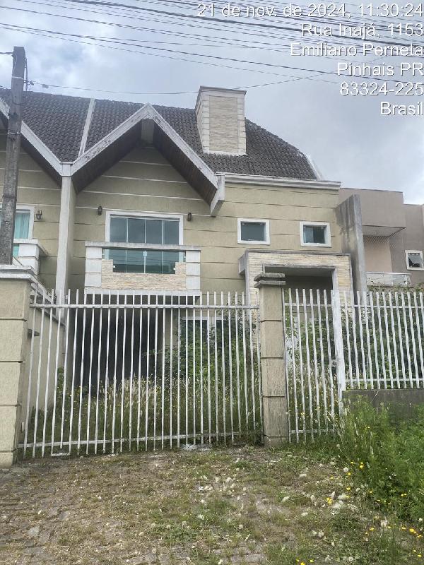 CASA - PINHAIS / PR